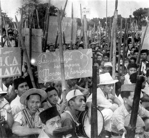 Javanese revolutionaries, 1946
